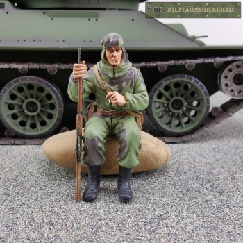 Russischer Soldat Scharfschütze WW2 Camouflage grün 1:16